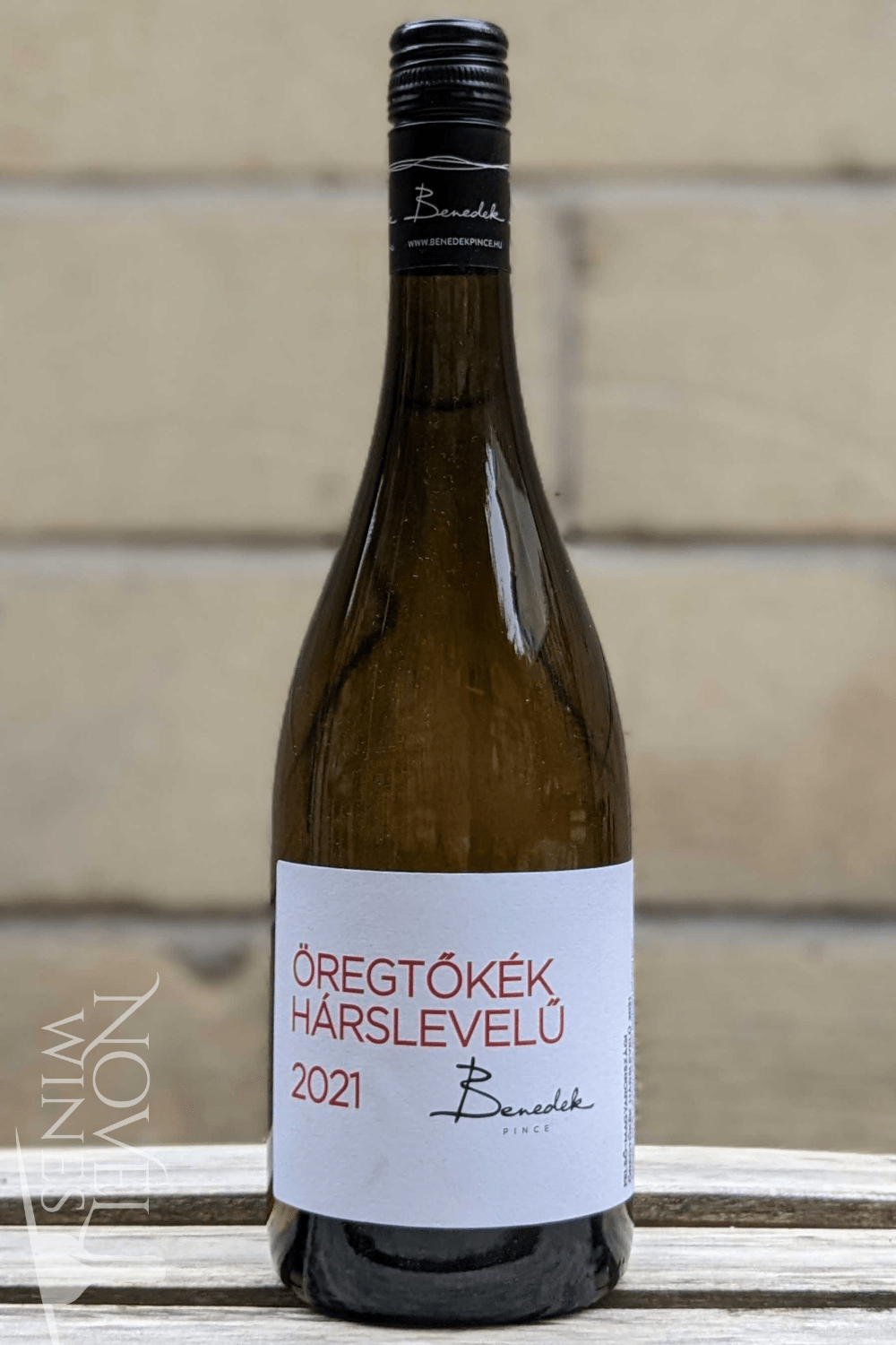 Benedek White Wine Benedek Old Vine Harslevelu 2021, Hungary