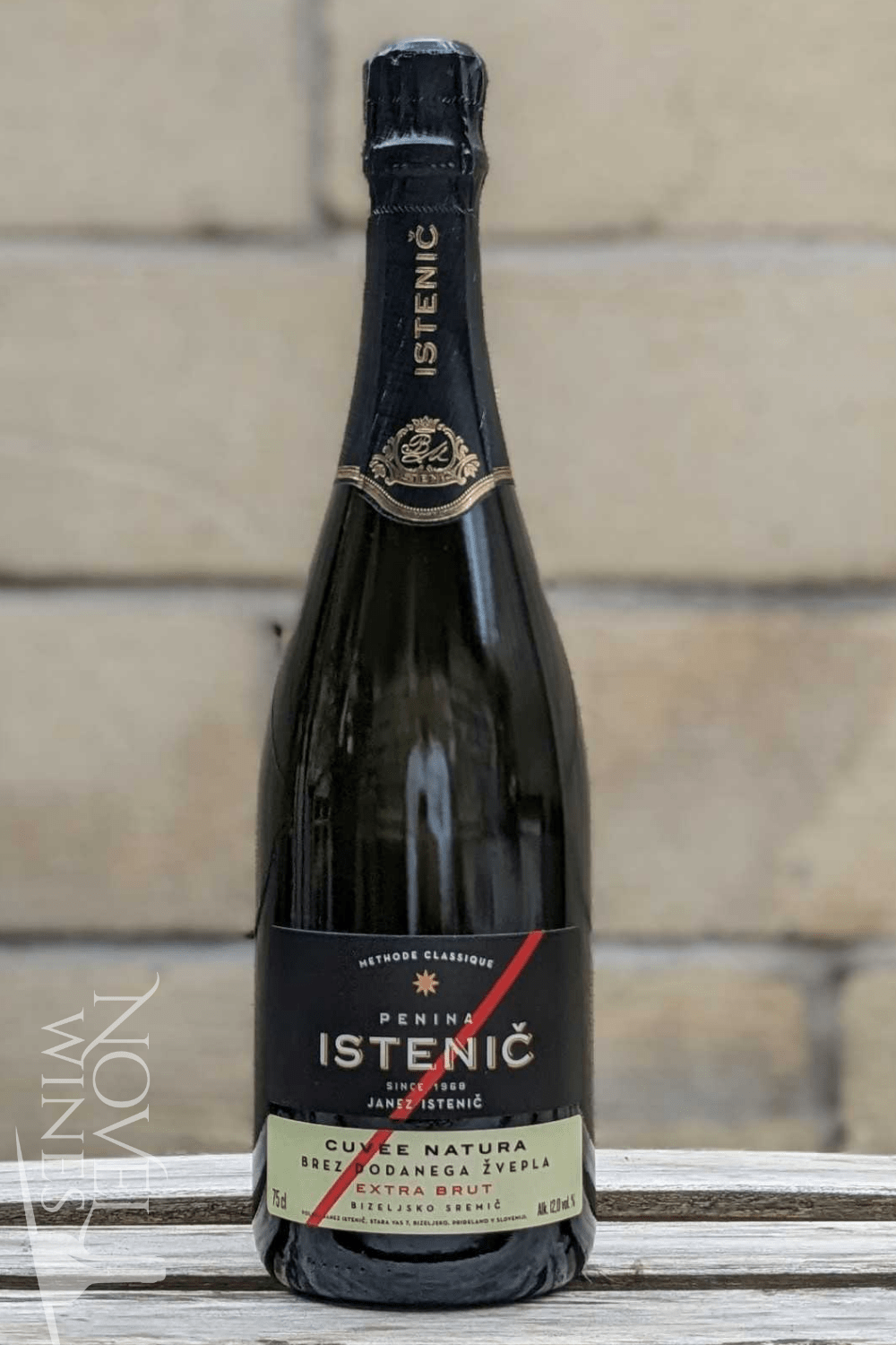 Istenic Sparkling Wine Istenic Cuvée Natura Sparkling 2020, Slovenia