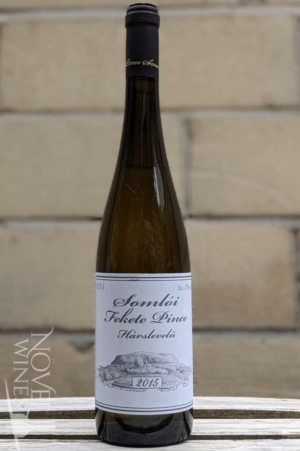 Novel Wines Fekete Pince Harslevelu 2015, Hungary